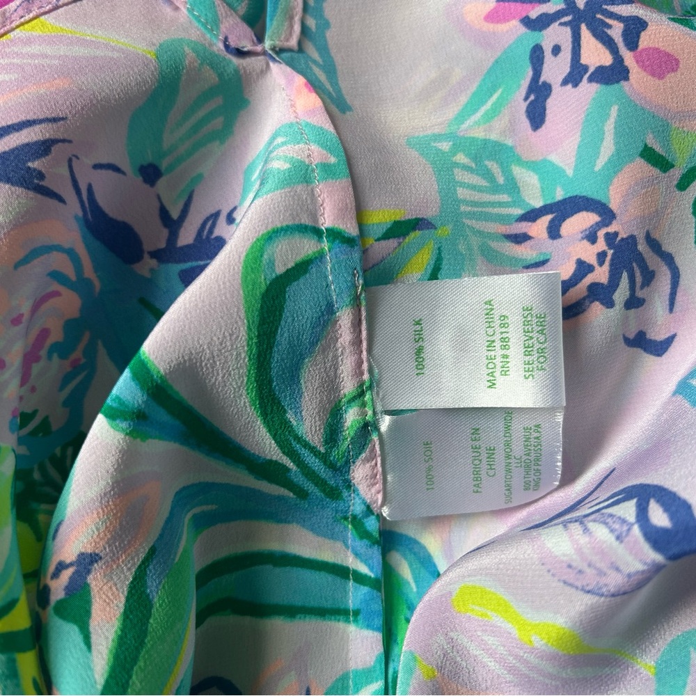 Lilly Pulitzer Pastel Floral Smocked long Sleeve Top Sz M - Picture 7 of 7